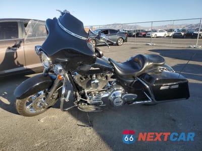 Trzecie zdjęcie samochodu z tyłu: 2013 HARLEY-DAVIDSON FLHX STREET GLIDE VIN:1HD1KBM16DB600916 - miniatura