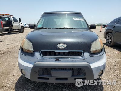 Piąte zdjęcie samochodu w środku: 2010 KIA SOUL + VIN:KNDJT2A22A7182302 - miniatura