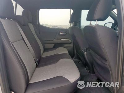 Zdjęcie 10 z 12 samochodu: 2023 TOYOTA TACOMA DOUBLE CAB VIN:3TYCZ5AN8PT165641 - miniatura