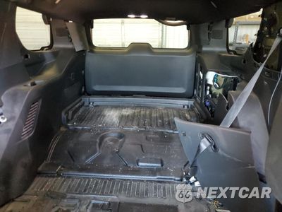 Zdjęcie 10 z 15 samochodu: 2022 CHEVROLET TAHOE C1500 VIN:1GNSCLED5NR220337 - miniatura