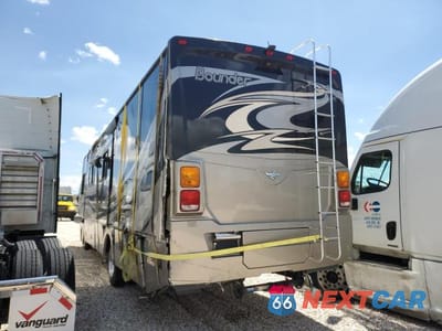 Trzecie zdjęcie samochodu z tyłu: 2012 FORD F53 VIN:1F66F5DY9C0A06411 - miniatura