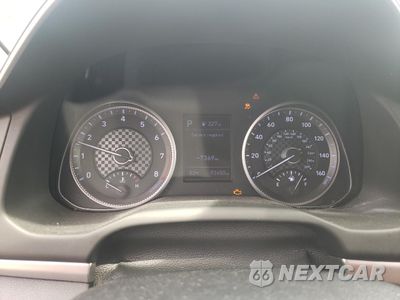 Zdjęcie 9 z 16 samochodu: 2020 HYUNDAI ELANTRA SEL VIN:5NPD84LF5LH570388 - miniatura