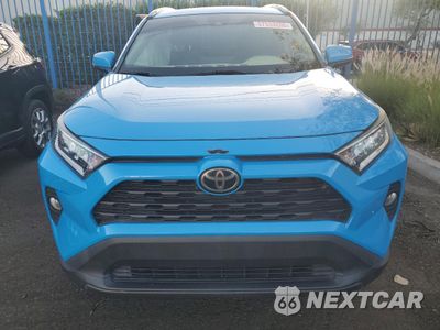 Piąte zdjęcie samochodu w środku: 2019 TOYOTA RAV4 XLE VIN:2T3W1RFV9KC019449 - miniatura