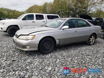 2001 LEXUS ES 300 JT8BF28G710328116 - główne zdjęcie licytacji z USA - miniatura