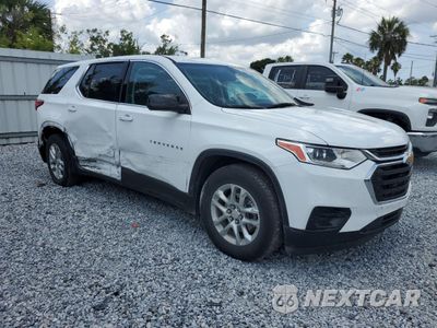 Czwarte zdjęcie samochodu z boku: 2021 CHEVROLET TRAVERSE LS VIN:1GNERFKW7MJ249323 - miniatura
