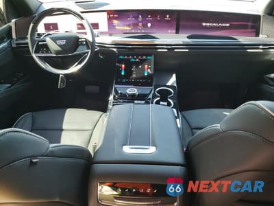 Zdjęcie 8 z 12 samochodu: 2025 CADILLAC ESCALADE ESV SPORT VIN:1GYS9NRL7SR164542 - miniatura