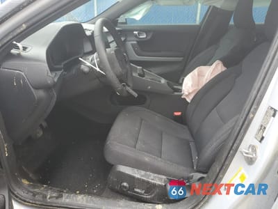 Zdjęcie 7 z 13 samochodu: 2024 POLESTAR 2 VIN:YSMFD3KA0RL241692 - miniatura