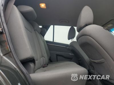 Zdjęcie 11 z 13 samochodu: 2010 HYUNDAI SANTA FE GLS VIN:5NMSG3AB2AH381759 - miniatura