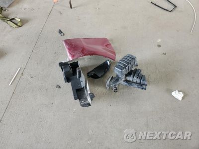 Zdjęcie 12 z 14 samochodu: 2011 CHEVROLET MALIBU LTZ VIN:1G1ZE5E15BF260619 - miniatura