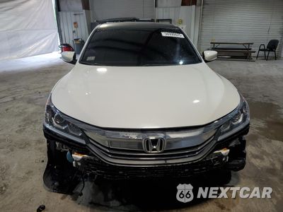 Piąte zdjęcie samochodu w środku: 2017 HONDA ACCORD SPORT VIN:1HGCR2F50HA059249 - miniatura