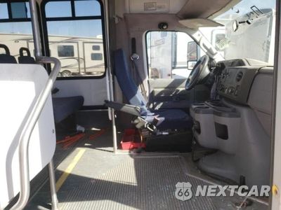 Piąte zdjęcie samochodu w środku: 2011 FORD ECONOLINE E450 SUPER DUTY CUTAWAY VAN VIN:1FDFE4FS7BDB12247 - miniatura