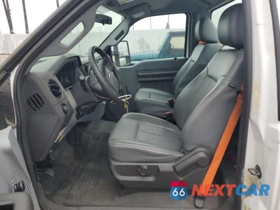 Zdjęcie 7 z 13 samochodu: 2013 FORD F-250 SUPER DUTY *** PRIOR FLEET *** VIN:1FTBF2A68DEB82173 - miniatura