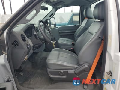 Zdjęcie 7 z 13 samochodu: 2013 FORD F250 SUPER DUTY VIN:1FTBF2A68DEB82173 - miniatura