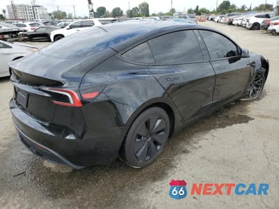 Trzecie zdjęcie samochodu z tyłu: 2024 TESLA MODEL 3 VIN:5YJ3E1EA0RF744718 - miniatura