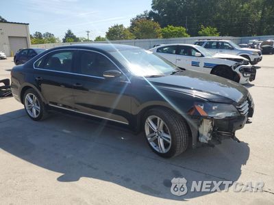 Czwarte zdjęcie samochodu z boku: 2014 VOLKSWAGEN PASSAT SEL VIN:1VWCN7A3XEC062797 - miniatura