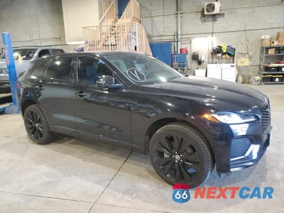 Czwarte zdjęcie samochodu z boku: 2024 JAGUAR F-PACE R-DYNAMIC S VIN:SADCT2EX6RA729928 - miniatura