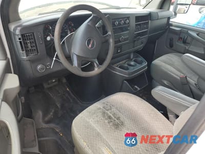 Zdjęcie 8 z 15 samochodu: 2015 GMC SAVANA CUTAWAY G3500 VIN:1GD374CG1F1195145 - miniatura