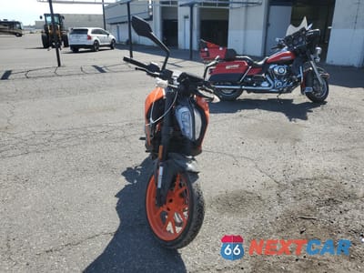 Drugie zdjęcie samochodu z przodu: 2018 KTM 390 DUKE VIN:MD2JPJ40XJC255488 - miniatura