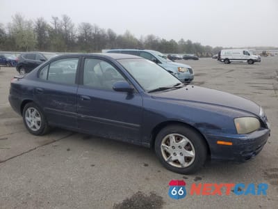 Czwarte zdjęcie samochodu z boku: 2005 HYUNDAI ELANTRA GLS VIN:KMHDN46D45U043207 - miniatura