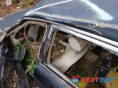 Zdjęcie 12 z 13 samochodu: 1998 JAGUAR VANDENPLAS VIN:SAJKX6247WC835061 - miniatura