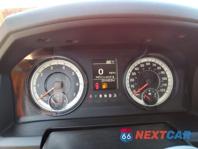 Zdjęcie 9 z 12 samochodu: 2016 RAM 5500 VIN:3C7WRNBJ9GG158879 - miniatura