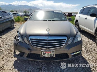 Piąte zdjęcie samochodu w środku: 2013 MERCEDES-BENZ E 350 4MATIC VIN:WDDHF8JBXDA716328 - miniatura