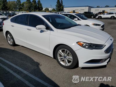 Czwarte zdjęcie samochodu z boku: 2018 FORD FUSION SE HYBRID VIN:3FA6P0LU4JR171586 - miniatura