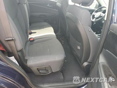 Zdjęcie 10 z 13 samochodu: 2016 KIA SORENTO LX VIN:5XYPG4A39GG165611 - miniatura