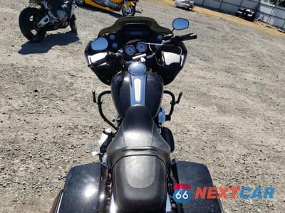 Zdjęcie 6 z 9 samochodu: 2011 HARLEY-DAVIDSON FLTRX VIN:1HD1KH438BB609828 - miniatura