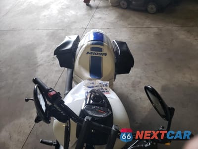Piąte zdjęcie samochodu w środku: 2019 SUZUKI VZR1800 VIN:JS1VY53A4K7100302 - miniatura