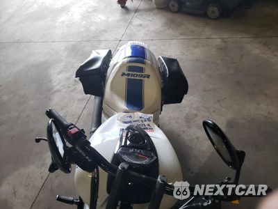 Piąte zdjęcie samochodu w środku: 2019 SUZUKI VZR1800 VIN:JS1VY53A4K7100302 - miniatura