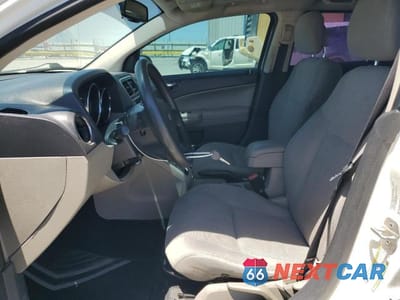 Zdjęcie 13 z 28 samochodu: 2012 DODGE CALIBER SXT VIN:1C3CDWDAXCD535541 - miniatura