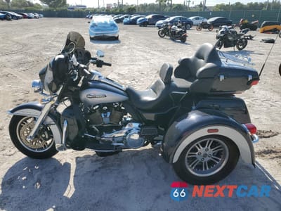 Trzecie zdjęcie samochodu z tyłu: 2019 HARLEY-DAVIDSON FLHTCUTG VIN:1HD1MAF10KB850473 - miniatura