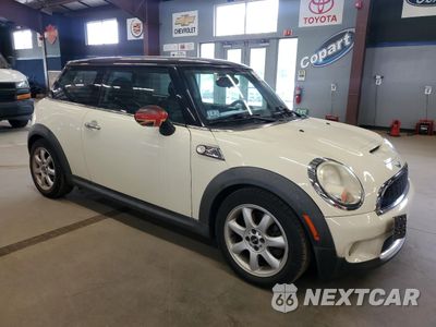 Czwarte zdjęcie samochodu z boku: 2010 MINI COOPER S VIN:WMWMF7C53ATZ72835 - miniatura