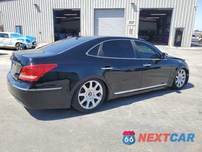 Trzecie zdjęcie samochodu z tyłu: 2012 HYUNDAI EQUUS SIGNATURE VIN:KMHGH4JH4CU056213 - miniatura