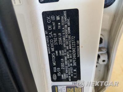 Zdjęcie 12 z 14 samochodu: 2019 KIA FORTE FE VIN:3KPF24AD9KE123772 - miniatura
