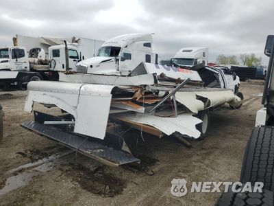 Trzecie zdjęcie samochodu z tyłu: 2022 FORD ECONOLINE E450 SUPER DUTY CUTAWAY VAN VIN:1FDXE4FNXNDC06769 - miniatura