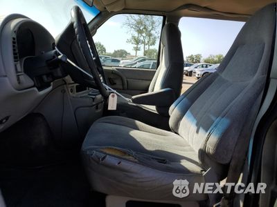 Zdjęcie 7 z 15 samochodu: 1997 GMC SAFARI XT VIN:1GKDM19W4VB531107 - miniatura