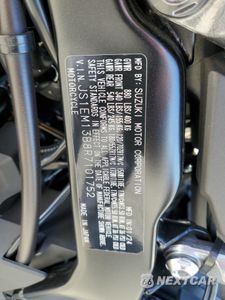 Zdjęcie 9 z 10 samochodu: 2024 SUZUKI GSX800 F VIN:JS1EM13B8R7101752 - miniatura