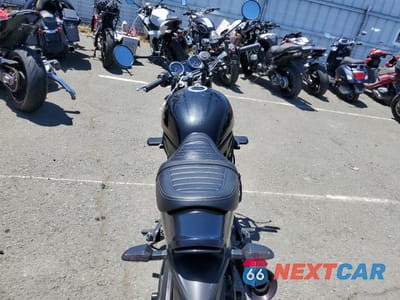 Zdjęcie 6 z 10 samochodu: 2018 KAWASAKI ZR900 R VIN:JKAZR2C10JA011003 - miniatura