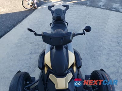 Piąte zdjęcie samochodu w środku: 2025 CAN-AM RYKER SPORT VIN:3JB2JEG23SJ000282 - miniatura