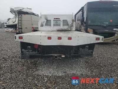 Zdjęcie 6 z 12 samochodu: 2015 CHEVROLET SILVERADO C3500 VIN:1GB3CYC89FF598457 - miniatura