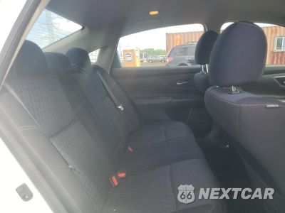 Zdjęcie 10 z 14 samochodu: 2016 NISSAN ALTIMA 2.5 VIN:1N4AL3AP6GC164330 - miniatura