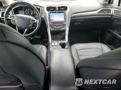 Zdjęcie 8 z 12 samochodu: 2017 FORD FUSION SE HYBRID VIN:3FA6P0LUXHR409273 - miniatura