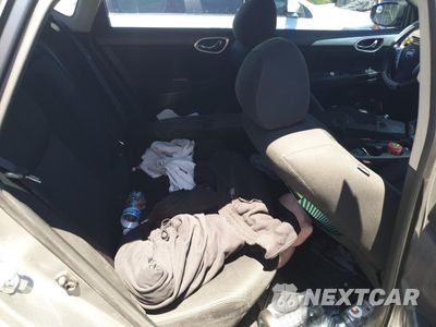 Zdjęcie 10 z 12 samochodu: 2014 NISSAN SENTRA S VIN:3N1AB7AP9EL637310 - miniatura