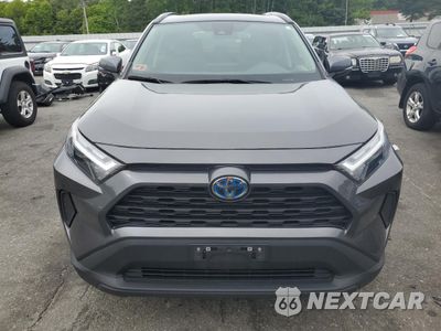 Piąte zdjęcie samochodu w środku: 2022 TOYOTA RAV4 XLE VIN:4T3RWRFV9NU058902 - miniatura