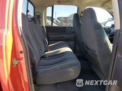 Zdjęcie 10 z 14 samochodu: 2004 DODGE DAKOTA QUAD SPORT VIN:1D7HG38N34S580408 - miniatura