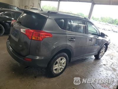Trzecie zdjęcie samochodu z tyłu: 2015 TOYOTA RAV4 LE VIN:JTMZFREV7FD053262 - miniatura