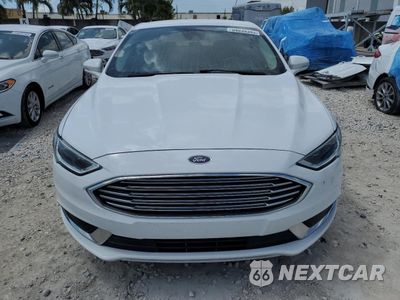 Piąte zdjęcie samochodu w środku: 2018 FORD FUSION SE HYBRID VIN:3FA6P0LU0JR278750 - miniatura