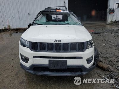Piąte zdjęcie samochodu w środku: 2019 JEEP COMPASS LATITUDE VIN:3C4NJDBB6KT761212 - miniatura